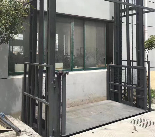 济宁导轨式施工升降机助力民生工程提速增效